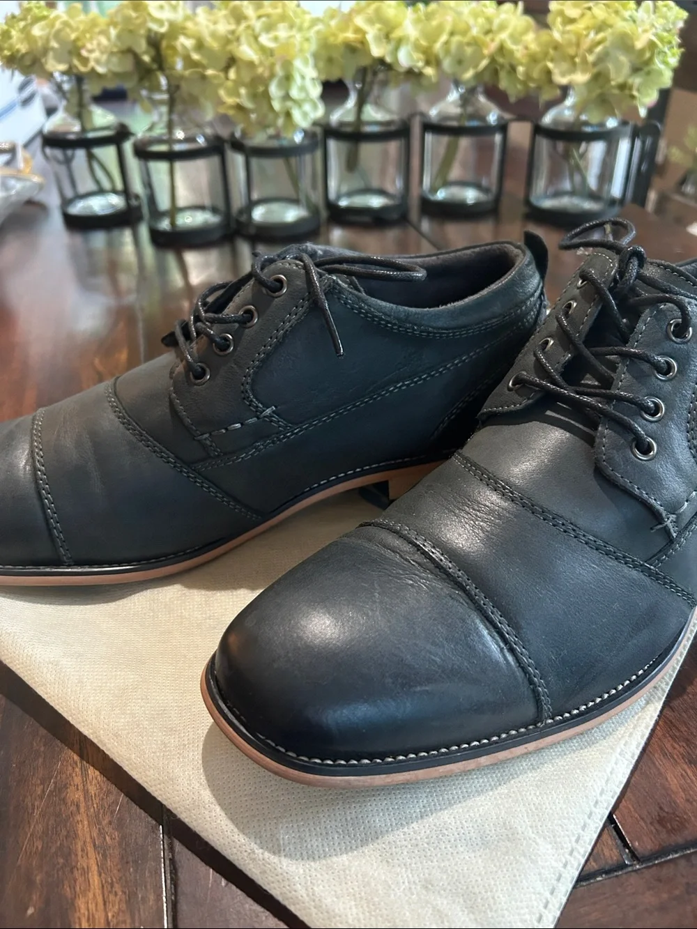 Kunsto Men's Dark Grey Leather Cap-Toe Lace-Up Shoes